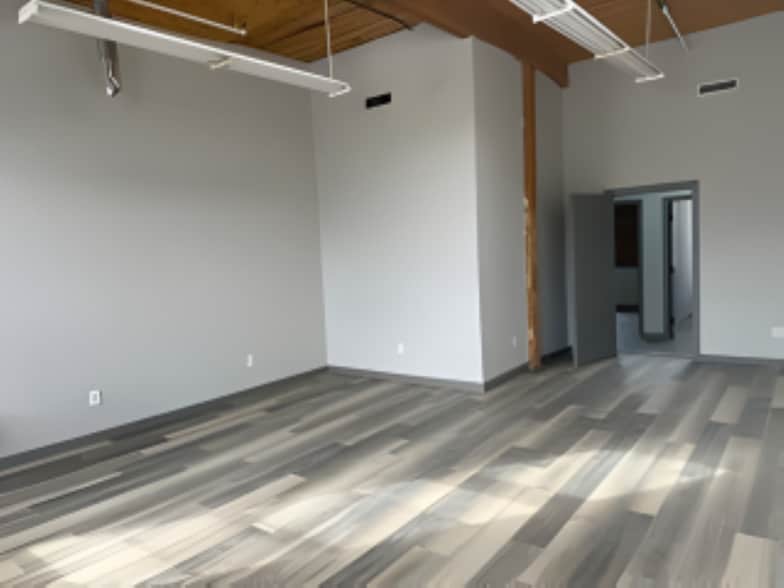 60 Pine St, Methuen, MA for lease - Building Photo - Image 3 of 62