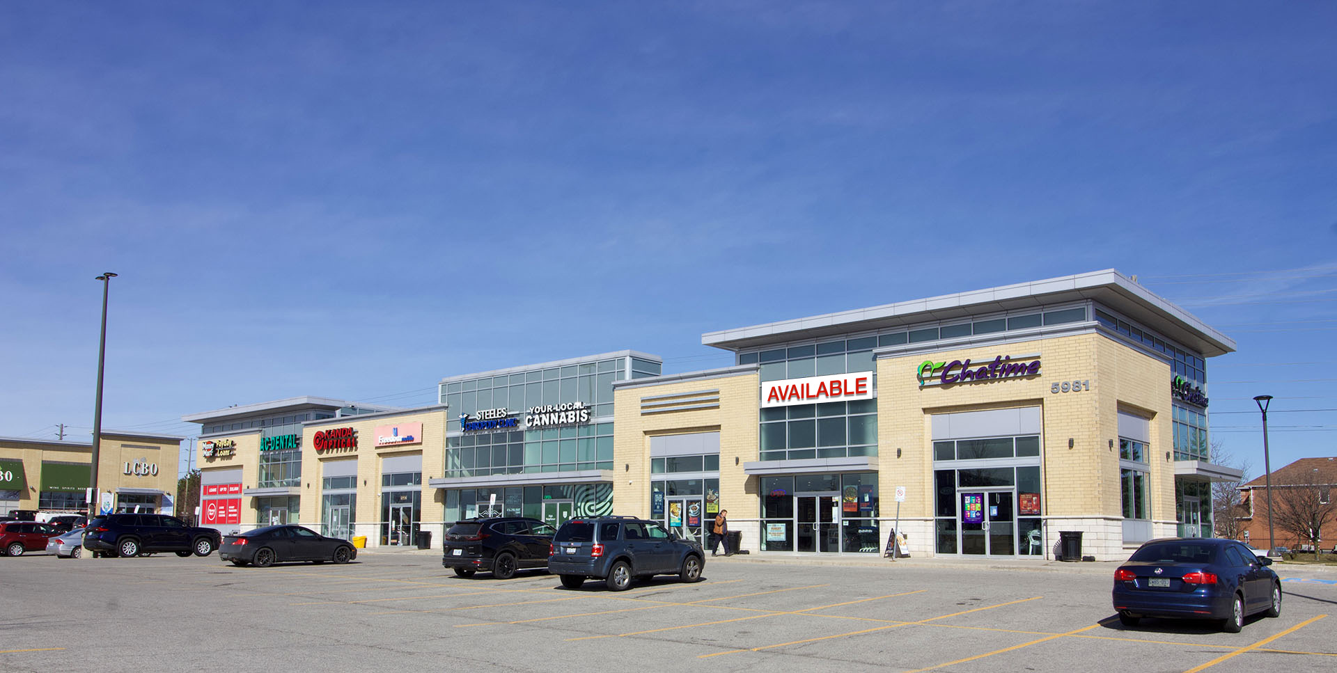 5975-6025 Steeles Ave, Toronto, ON for lease Building Photo- Image 1 of 1