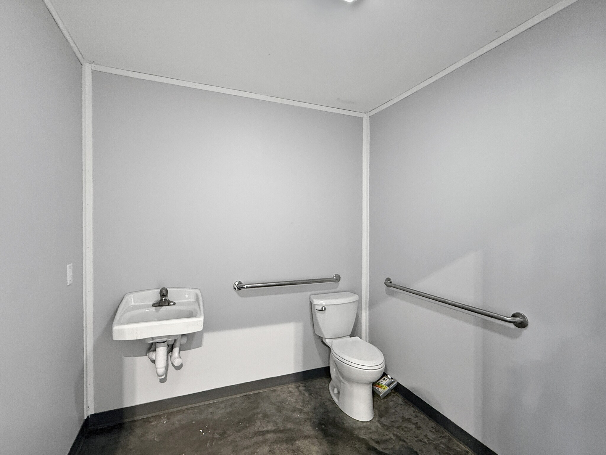 606 Stagecoach Rd, Grinnell, IA for sale Interior Photo- Image 1 of 10