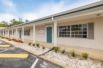 5622 Marine Pky, New Port Richey, FL for lease Building Photo- Image 2 of 9
