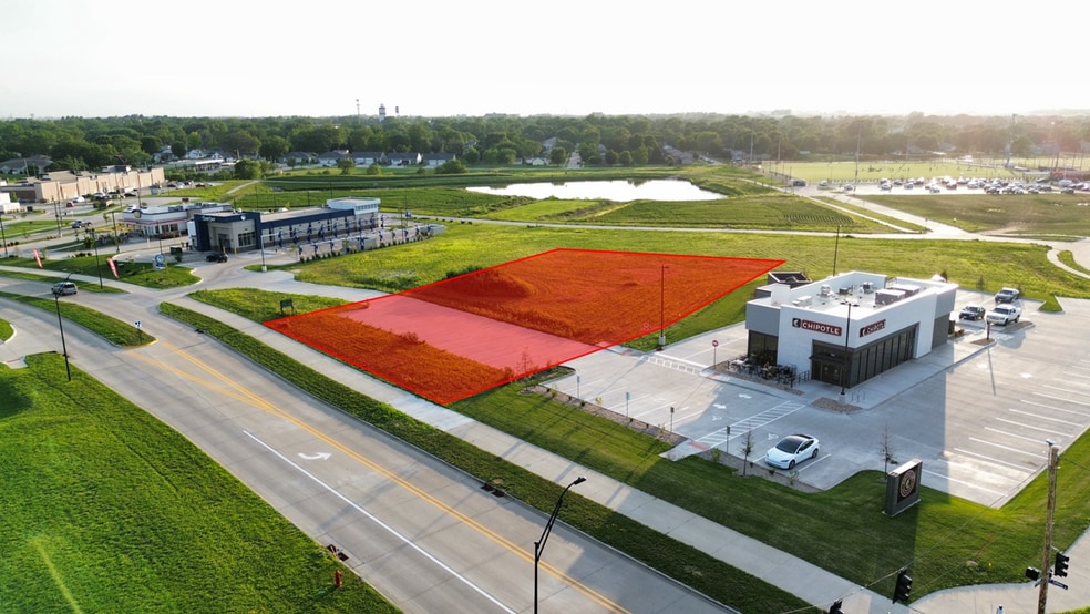 360 NE Gateway Dr, Grimes, IA for lease - Building Photo - Image 2 of 4