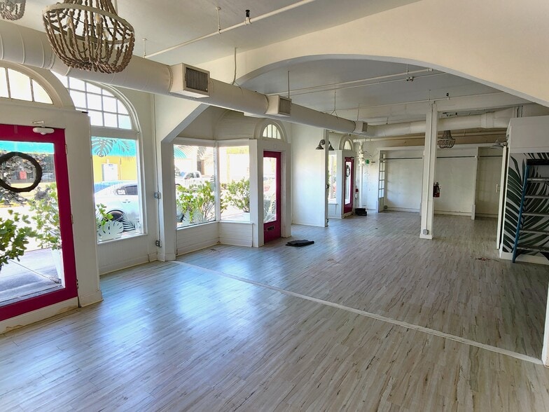 2018 Melbourne Ct, Melbourne, FL for lease - Building Photo - Image 2 of 4