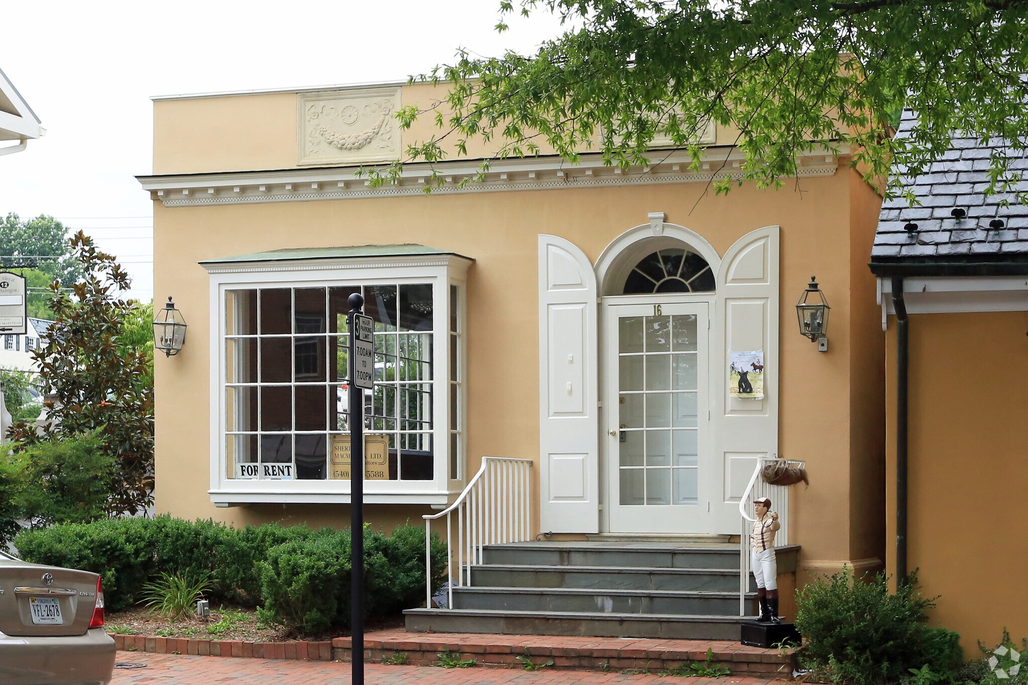 16 E Washington St, Middleburg, VA for sale Primary Photo- Image 1 of 1