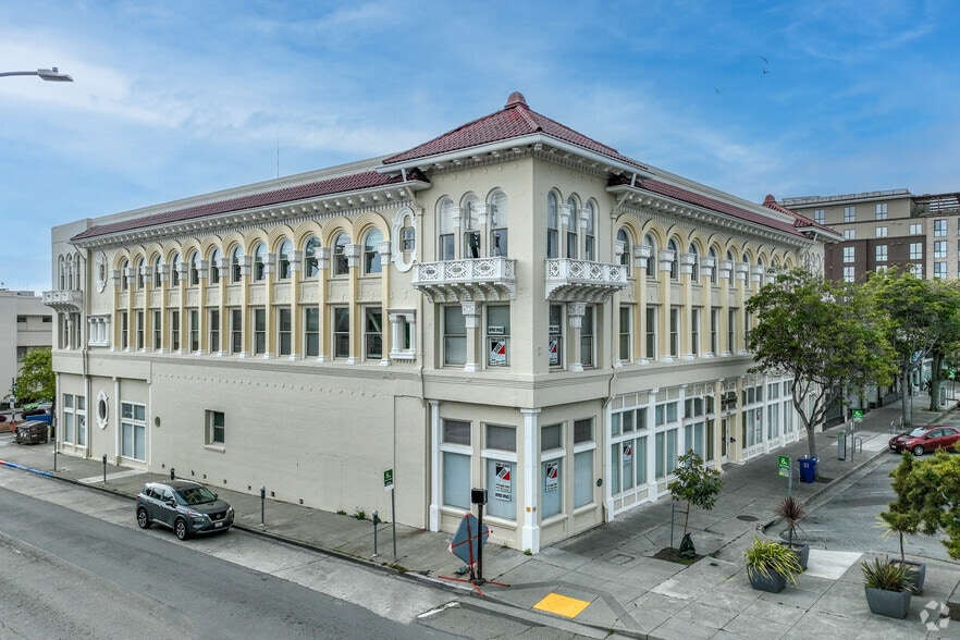 2484 Shattuck Ave, Berkeley, CA for lease - Primary Photo - Image 1 of 7