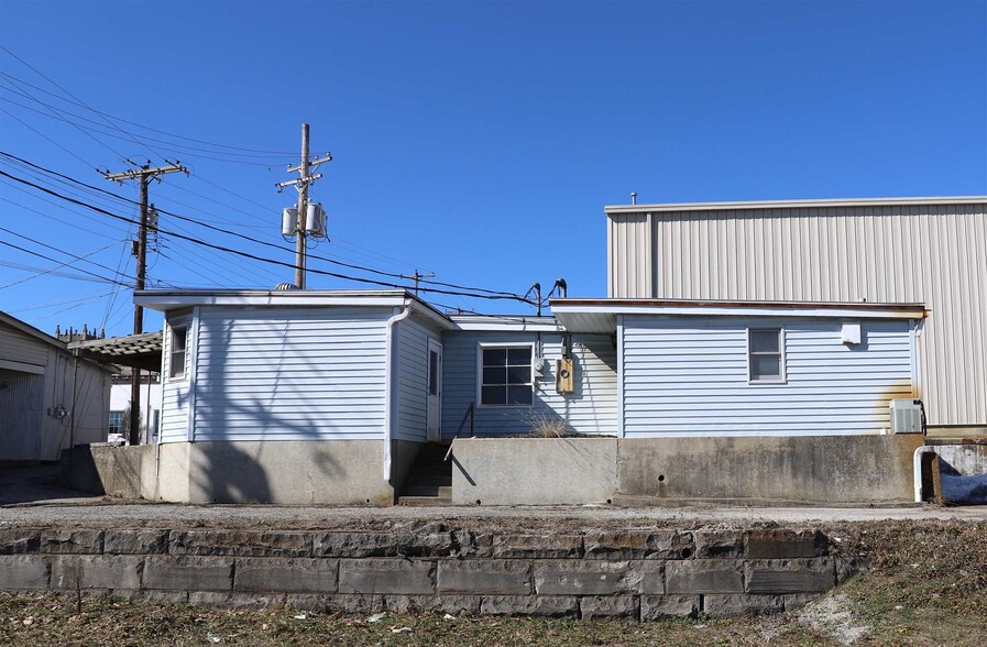 1006 13th, Bedford, IN for sale - Primary Photo - Image 1 of 1