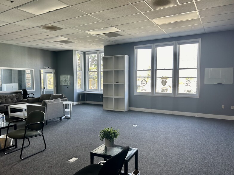 3902-3920 Smith St, Union City, CA for lease - Building Photo - Image 2 of 14