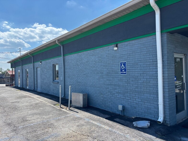 899-911 W Main St, Hendersonville, TN for sale - Building Photo - Image 3 of 4