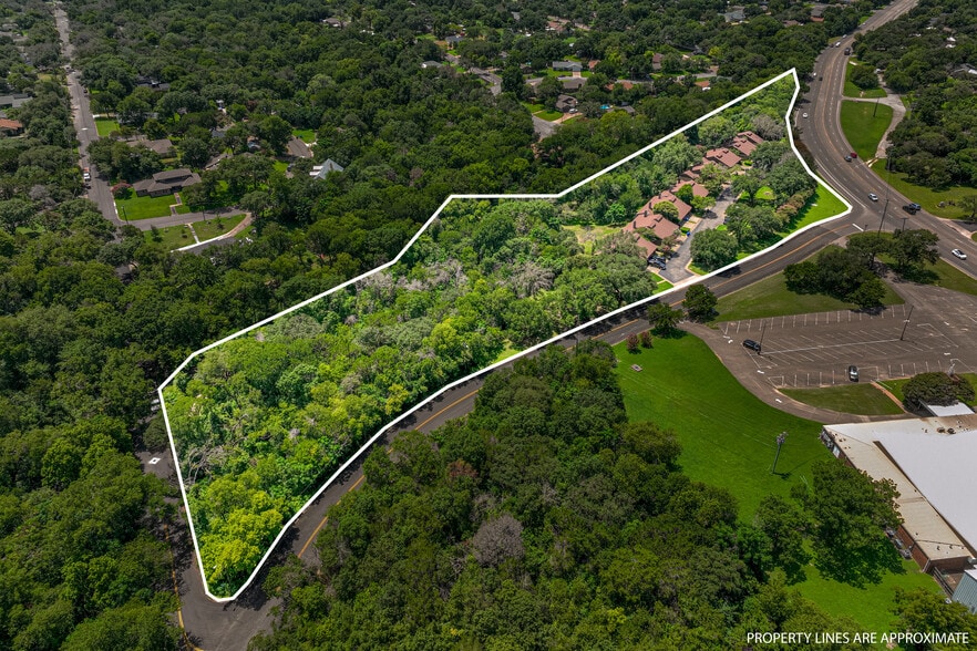 2800 Stewart Dr, Waco, TX for sale - Building Photo - Image 2 of 33