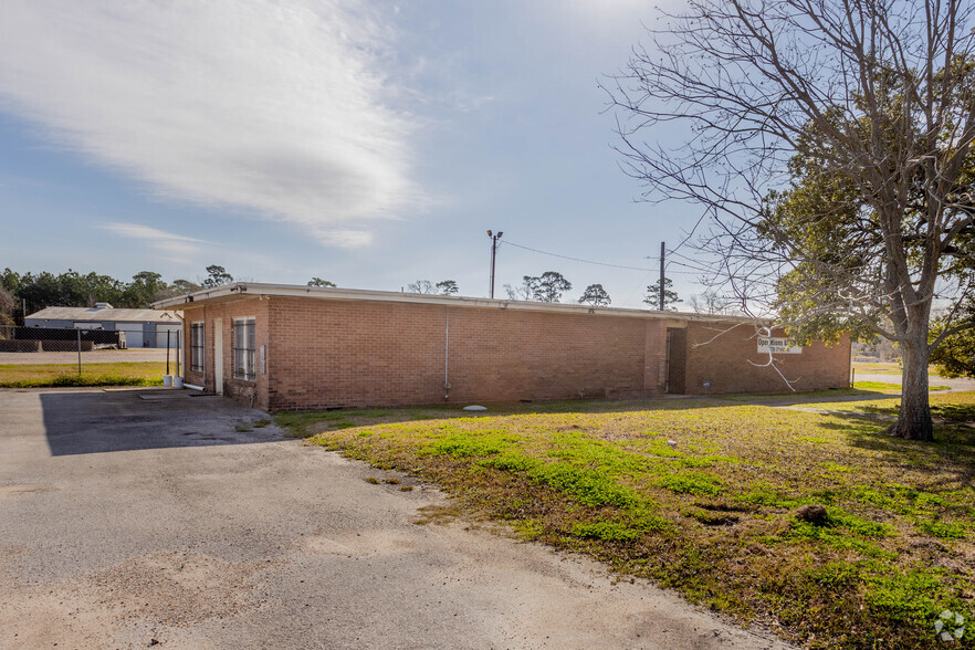 726 Shields St, Channelview, TX for sale - Building Photo - Image 3 of 6