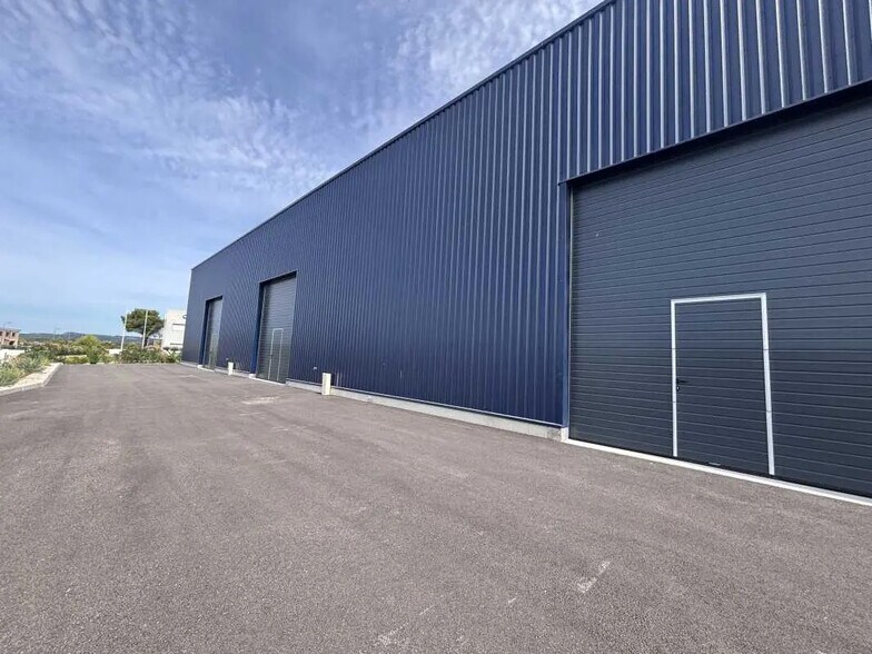 2 Rue René Dumont, Lambesc for lease - Building Photo - Image 1 of 1