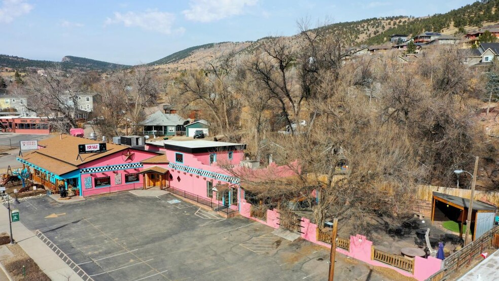 160 E Main St, Lyons, CO for sale - Building Photo - Image 1 of 1