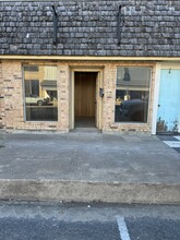 225 S Main St, Mcgregor, TX for lease Building Photo- Image 1 of 9