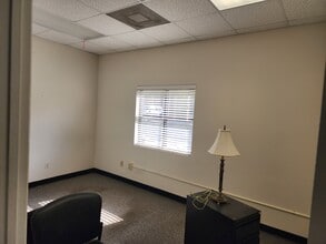 601 N Magnolia Ave, Orlando, FL for lease Interior Photo- Image 1 of 2