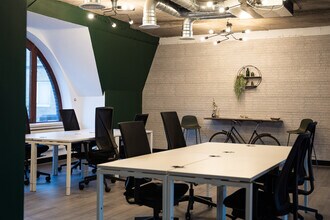 16-18 St Johns Ln, London for lease Interior Photo- Image 2 of 10