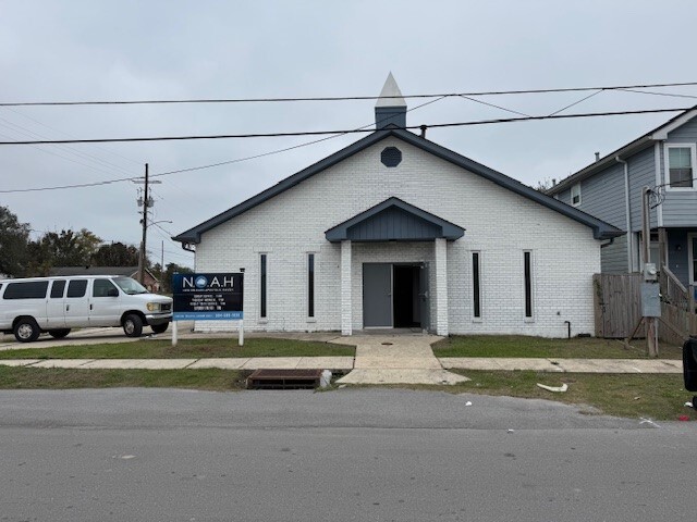 1447 Benton St, New Orleans, LA for sale - Building Photo - Image 1 of 8