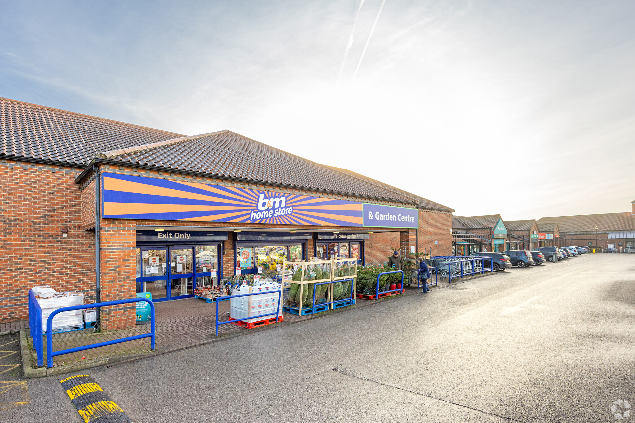 1-2 Willerby Shopping Park, Hull for sale Building Photo- Image 1 of 5