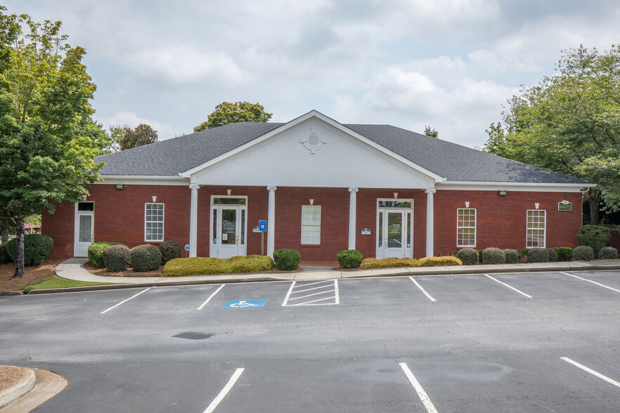 4470 Commerce Dr, Buford, GA for sale - Building Photo - Image 1 of 1