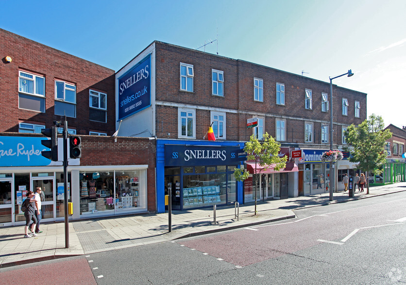 74-74B Heath Rd, Twickenham for sale - Primary Photo - Image 1 of 1