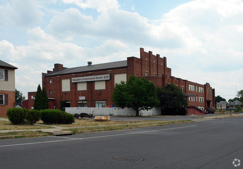 920 W Washington St, Hagerstown, MD for sale - Building Photo - Image 1 of 45