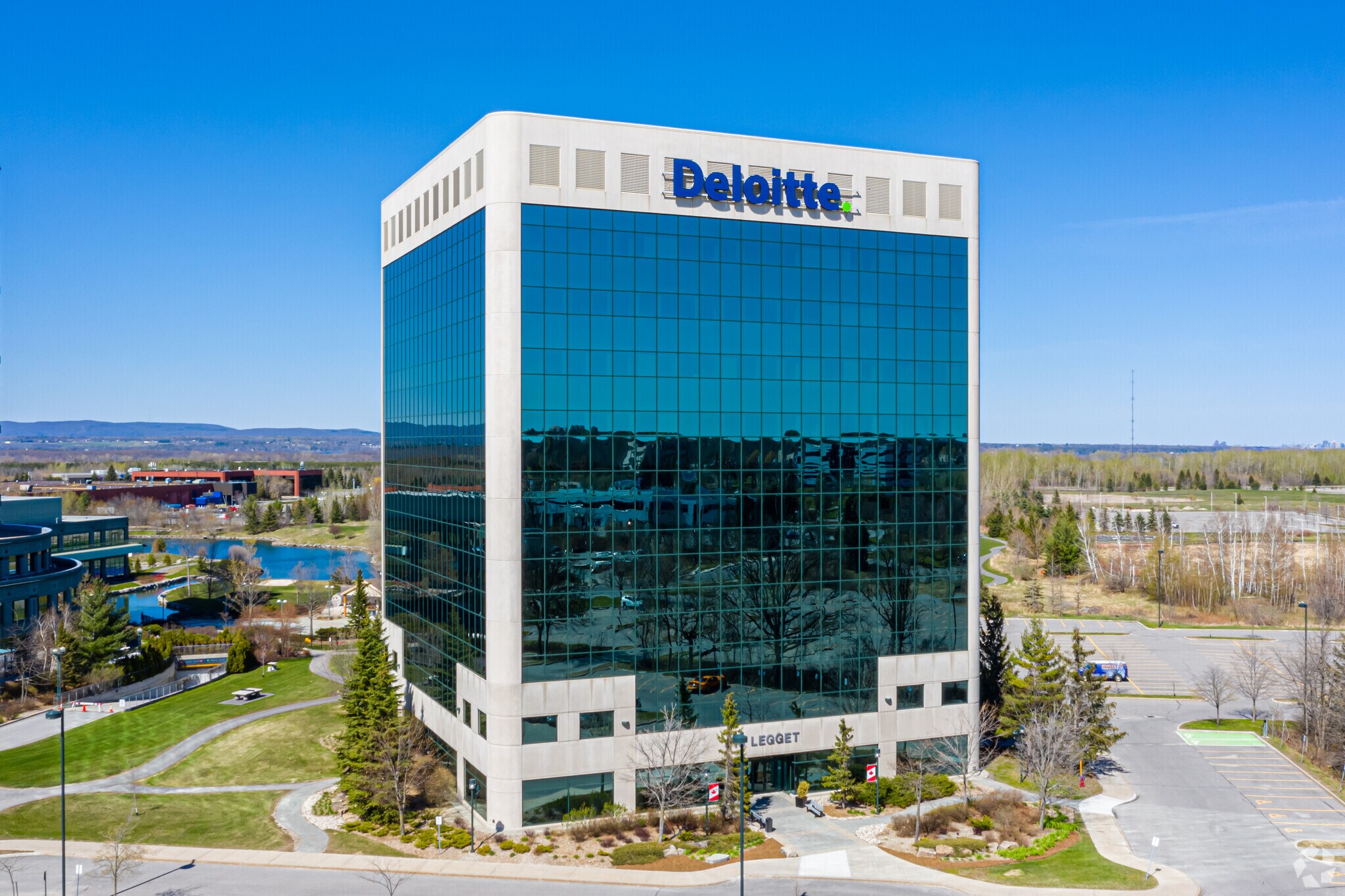 515 Legget Dr, Ottawa, ON for lease Primary Photo- Image 1 of 7