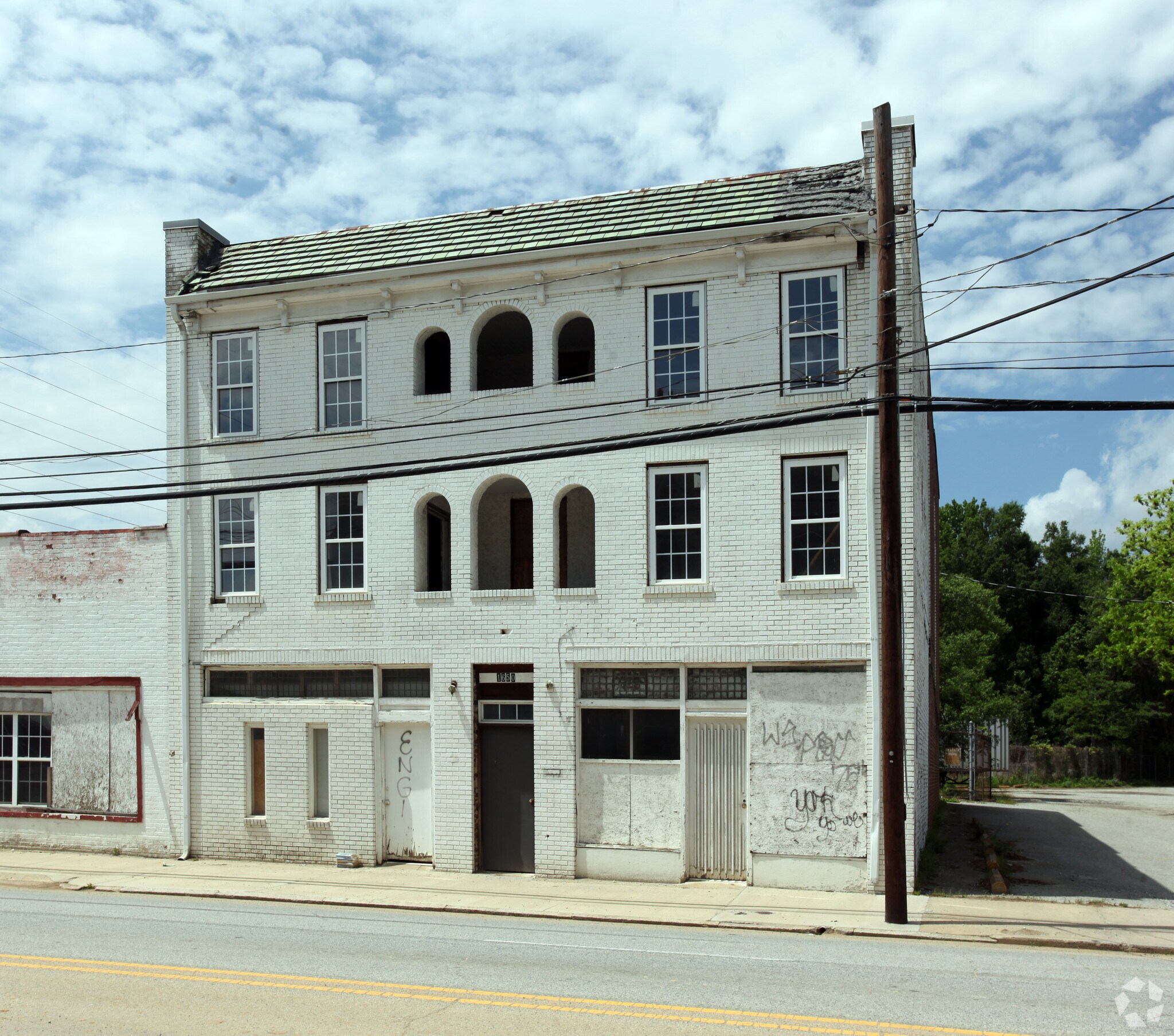1650 W English Rd, High Point, NC for sale Building Photo- Image 1 of 1