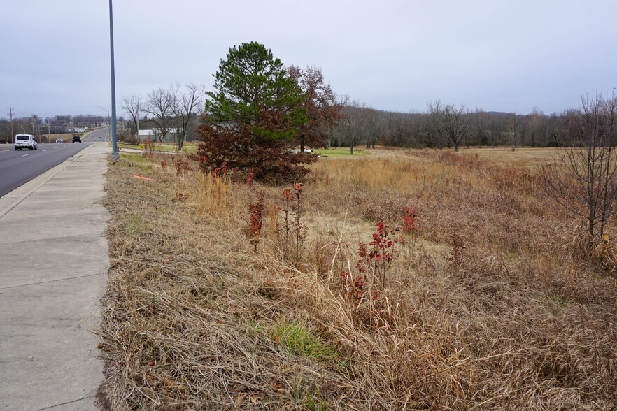 1702 & 1708 E. Hwy 72, Rolla, MO for sale - Building Photo - Image 1 of 4