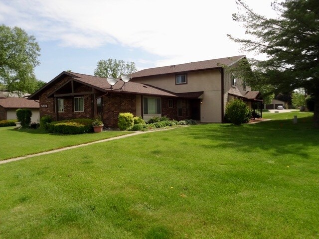 52171 Friars Ct, South Bend, IN for sale Building Photo- Image 1 of 1