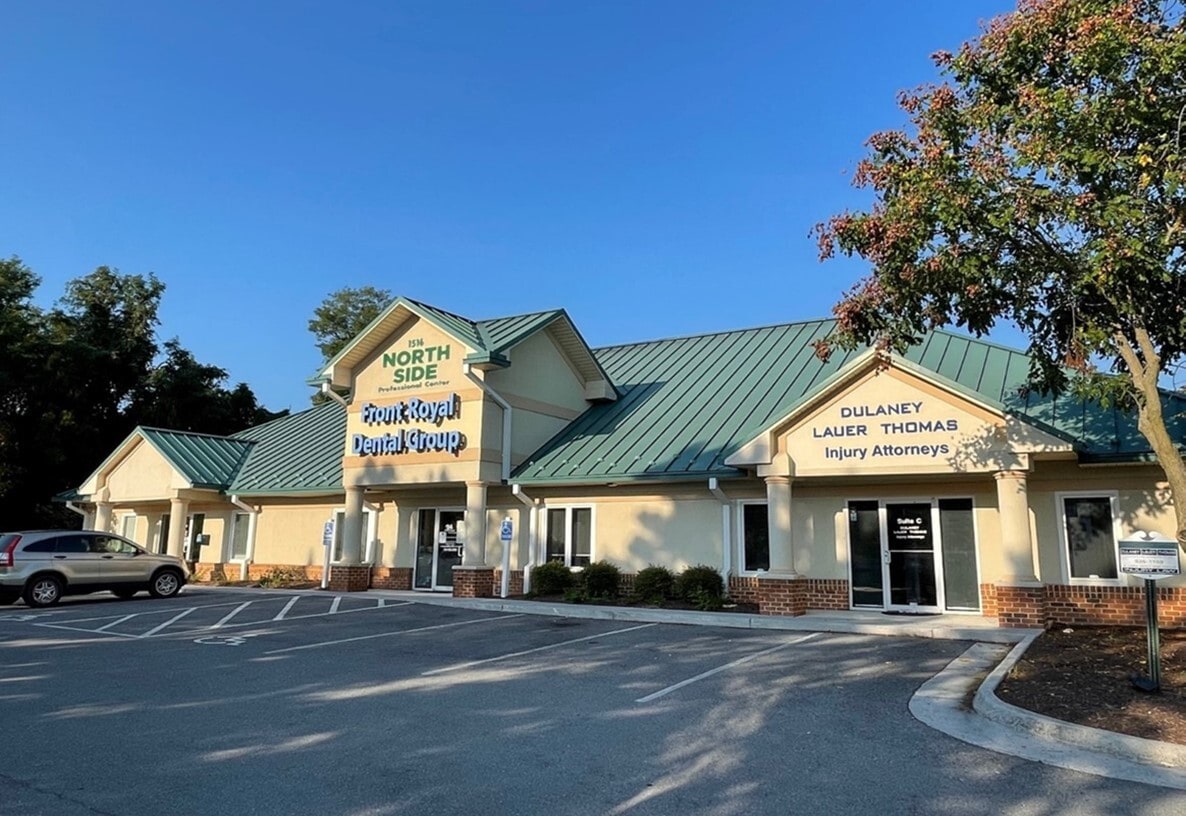 1516 N Shenandoah Ave, Front Royal, VA for lease Interior Photo- Image 1 of 5