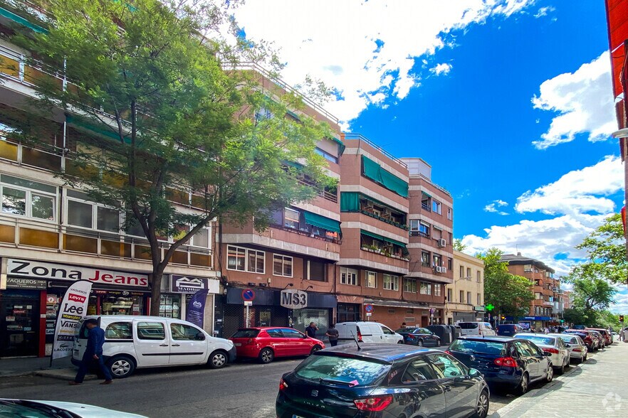 Multifamily in Madrid, Madrid for sale - Building Photo - Image 2 of 2