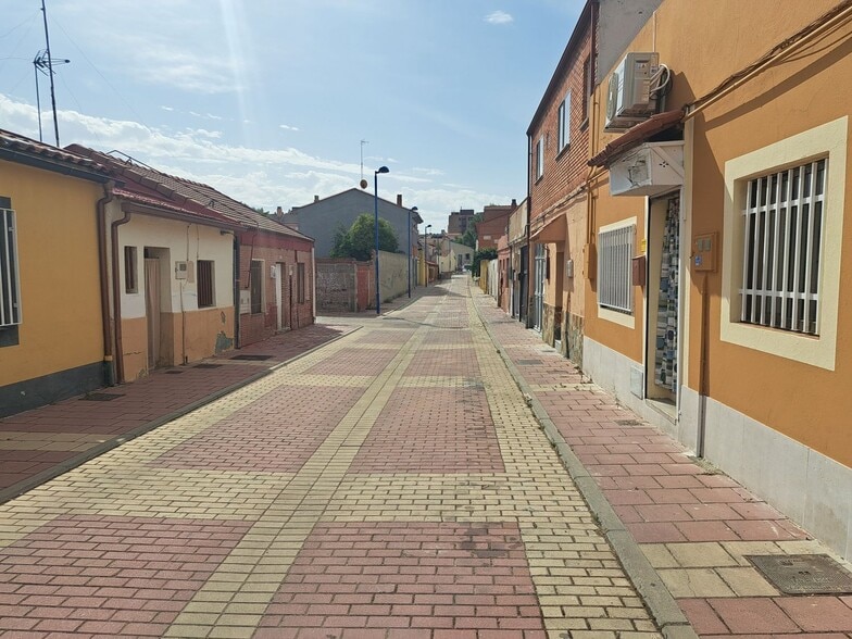 Land in Valladolid for sale - Building Photo - Image 1 of 15