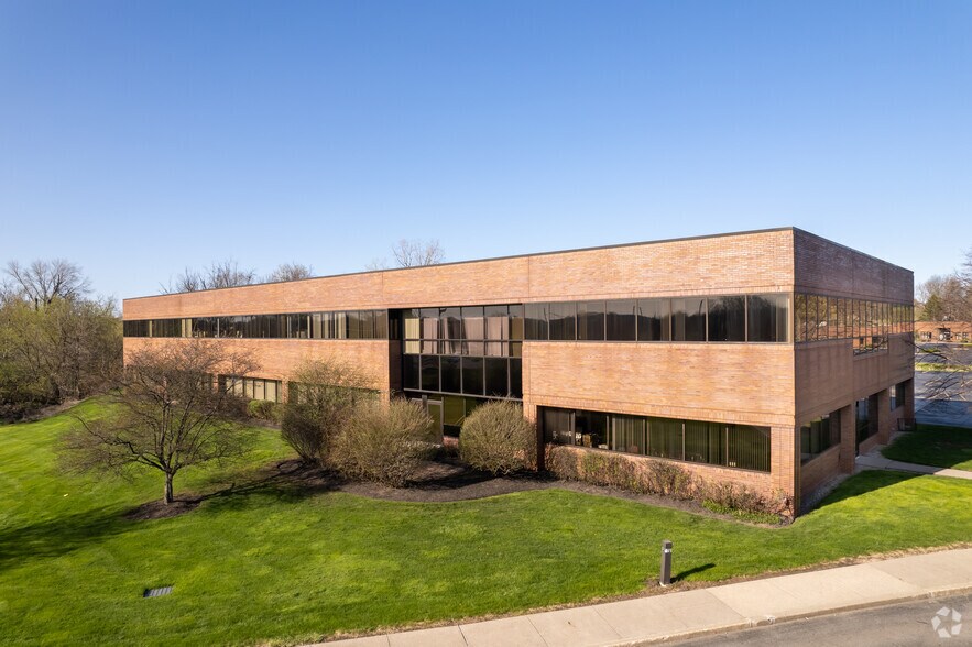 1870 Winton Rd S, Rochester, NY for lease - Primary Photo - Image 1 of 4