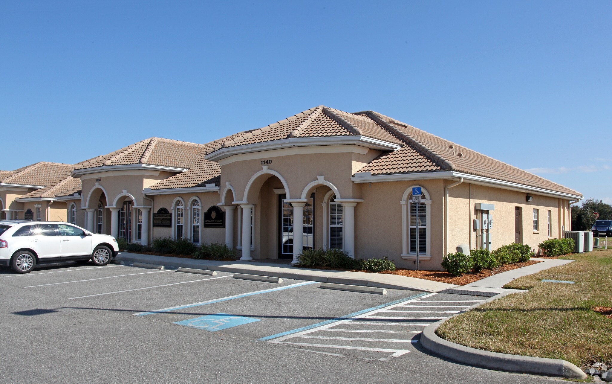 1138-1140 Kyle Wood Ln, Brandon, FL for sale Building Photo- Image 1 of 1