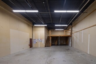 5421 Feltl Rd, Minnetonka, MN for lease Interior Photo- Image 2 of 7