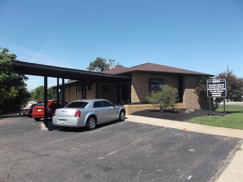 2833 Cleveland Ave, Canton, OH 44709