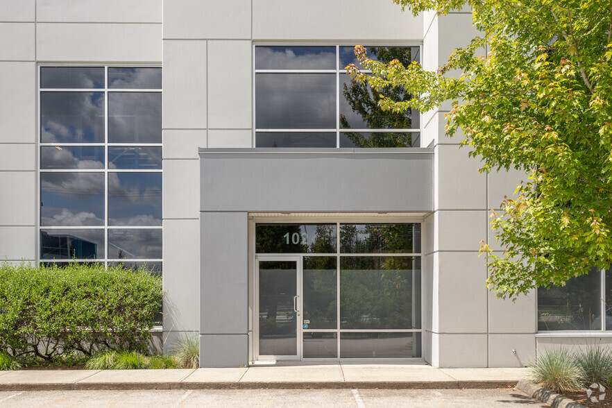 2567 192nd St, Surrey, BC for lease - Building Photo - Image 3 of 5