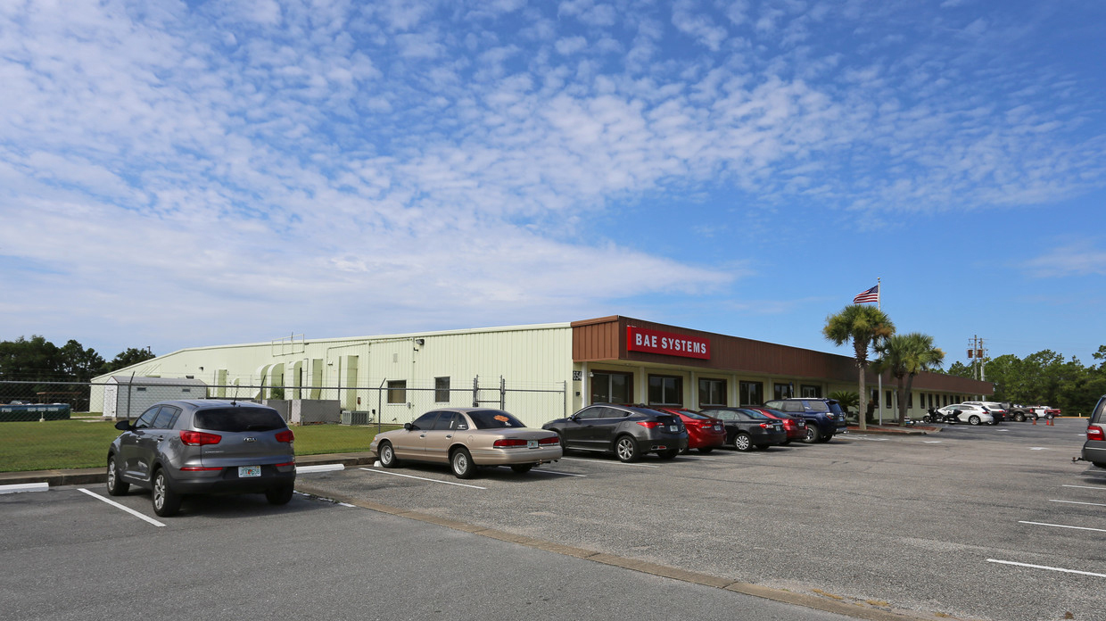 654 Anchors St NW, Fort Walton Beach, FL for sale Building Photo- Image 1 of 1