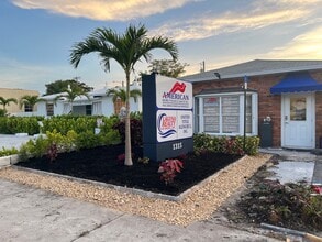 1315 N Dixie Hwy, Lake Worth, FL for sale Building Photo- Image 2 of 24