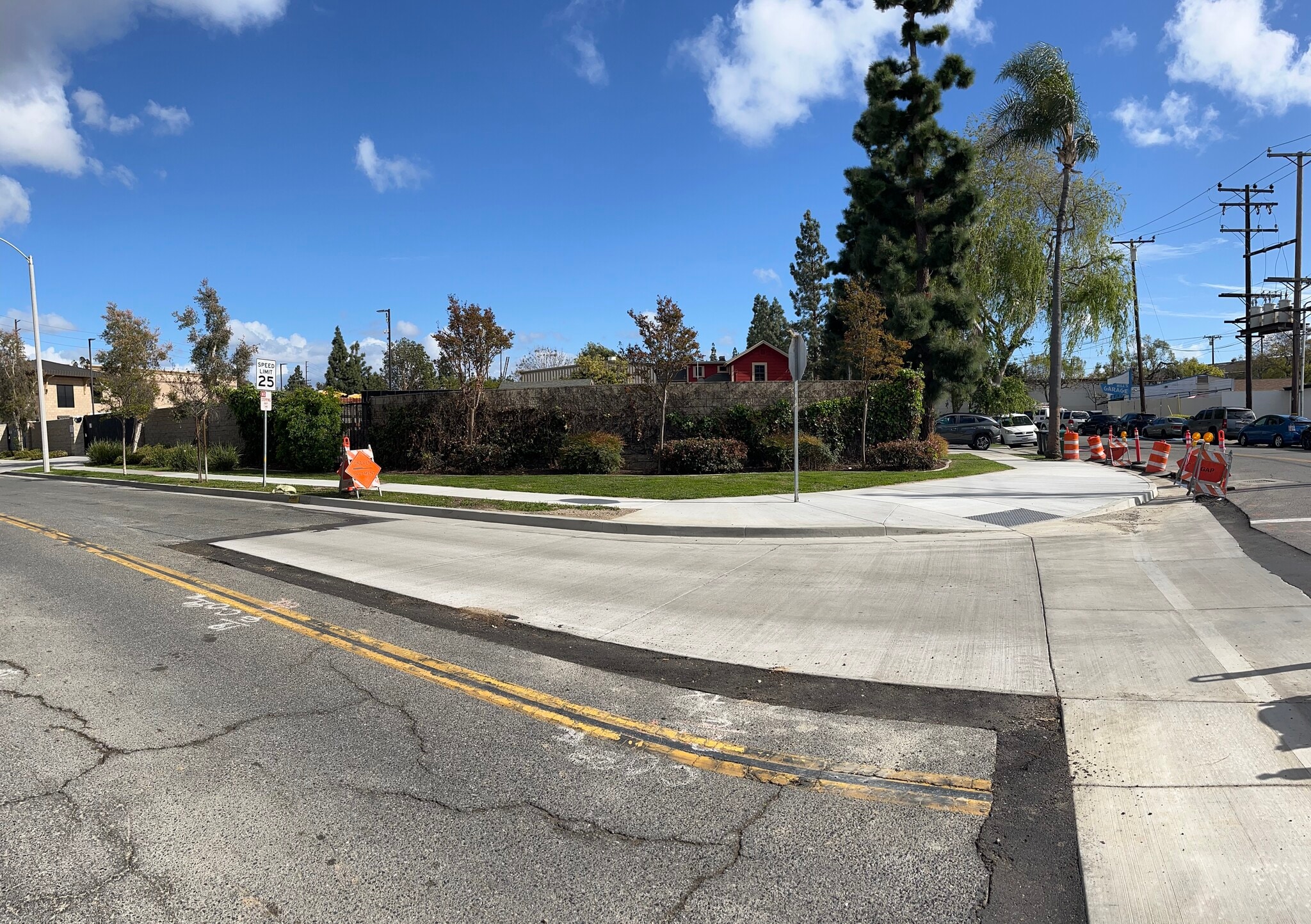 1115 N Poinsettia St, Santa Ana, CA for lease Primary Photo- Image 1 of 2