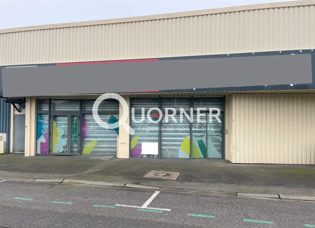 Retail in Langon for lease Building Photo- Image 1 of 5