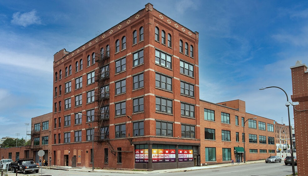 270 Michigan Ave, Buffalo, NY for lease - Building Photo - Image 1 of 1