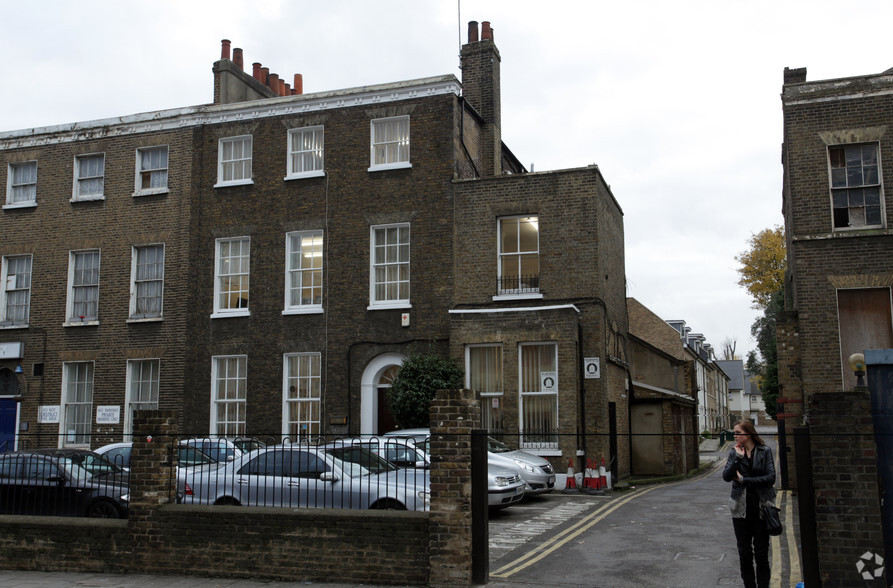 6-7 Bruce Grove, London for sale - Primary Photo - Image 1 of 1