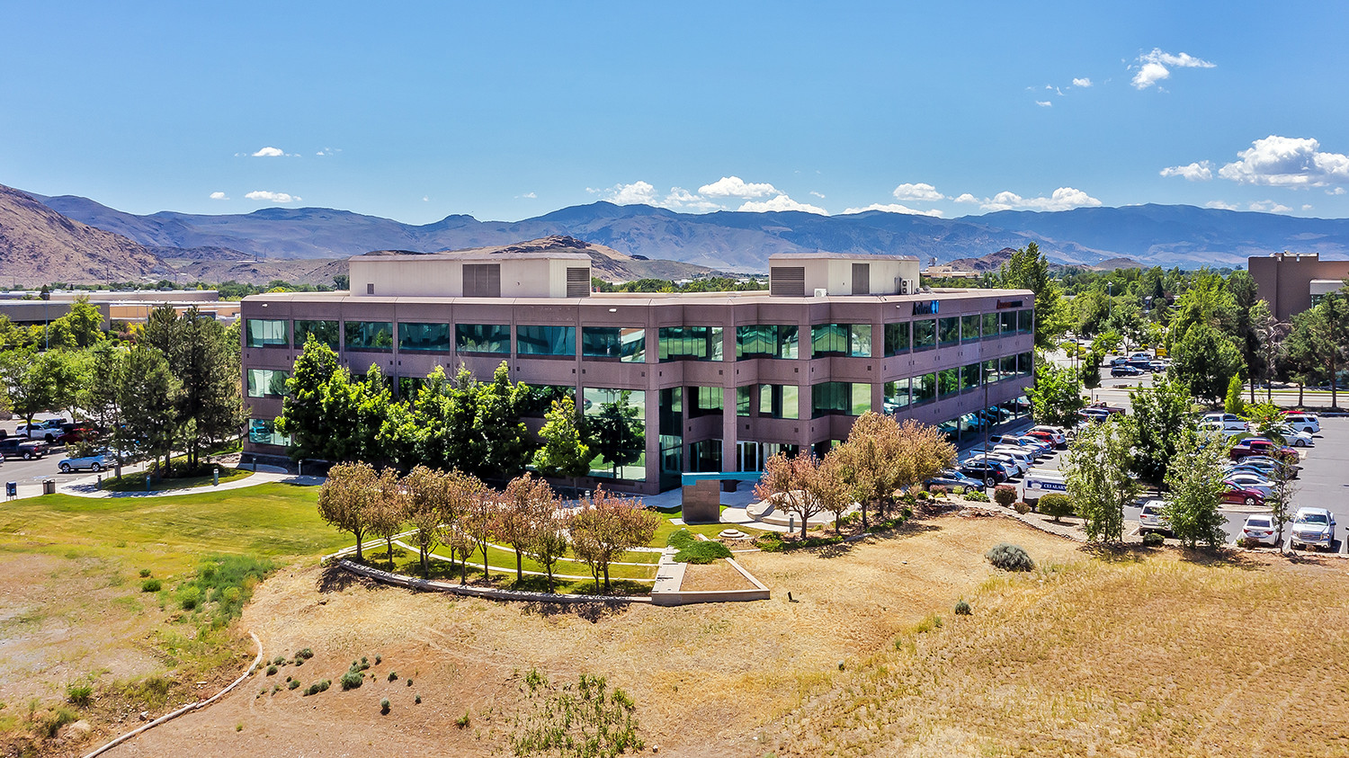 5250 S Virginia St, Reno, NV for lease Building Photo- Image 1 of 15