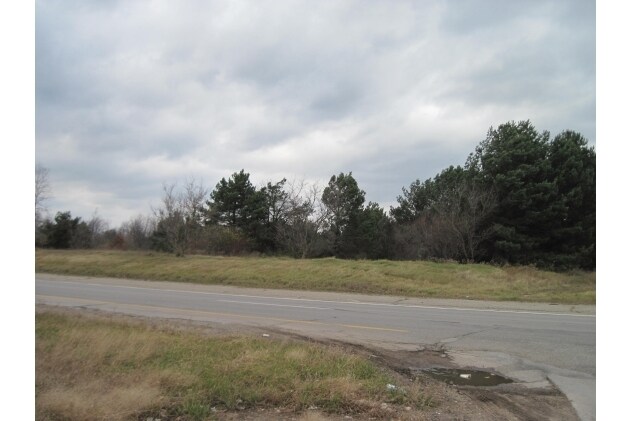 W Highland Rd, Hartland, MI for sale Primary Photo- Image 1 of 1