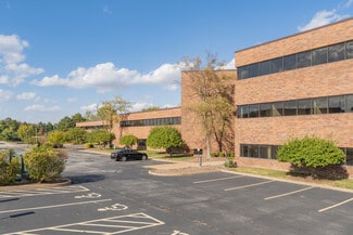 More details for 945-951 Hornet Dr, Hazelwood, MO - Office for Lease