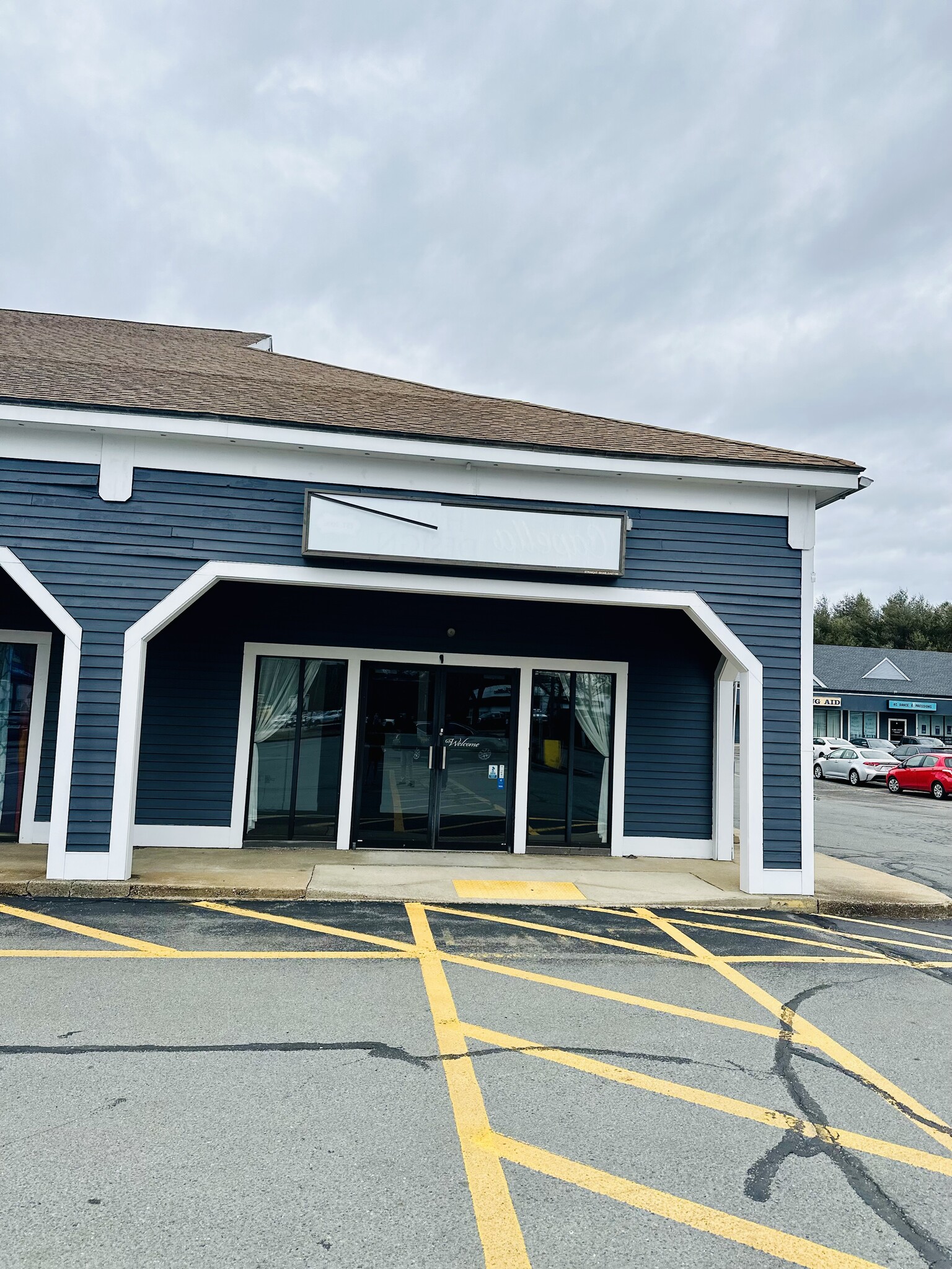 1470 Route 44, Raynham, MA for lease Building Photo- Image 1 of 3