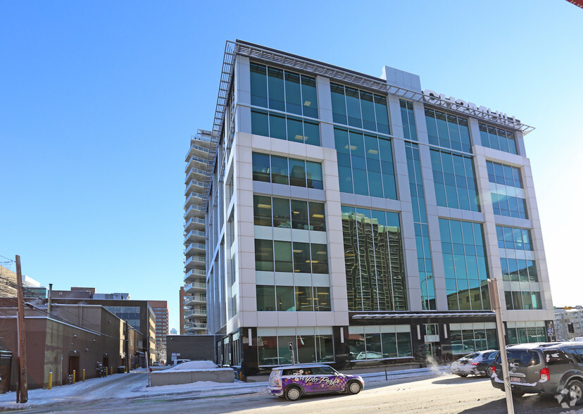 540 12th Ave SW, Calgary, AB for lease - Building Photo - Image 2 of 7