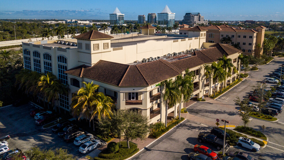 4290 Professional Center Dr, Palm Beach Gardens, FL for lease - Building Photo - Image 3 of 11