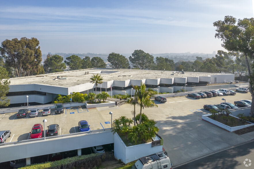 11011 Torreyana Rd, San Diego, CA for lease - Primary Photo - Image 1 of 5