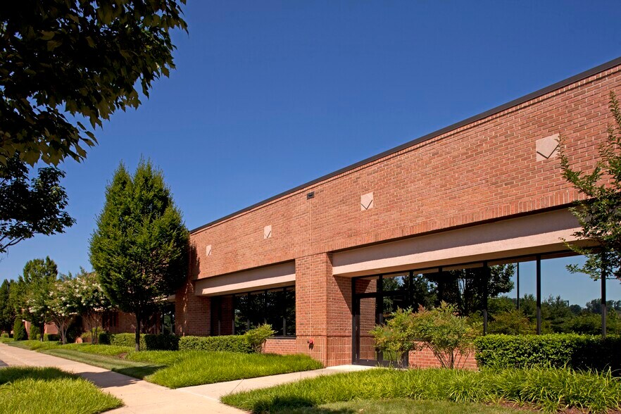 21240 Ridgetop Cir, Sterling, VA 20166 Merritt I Loudoun Tech