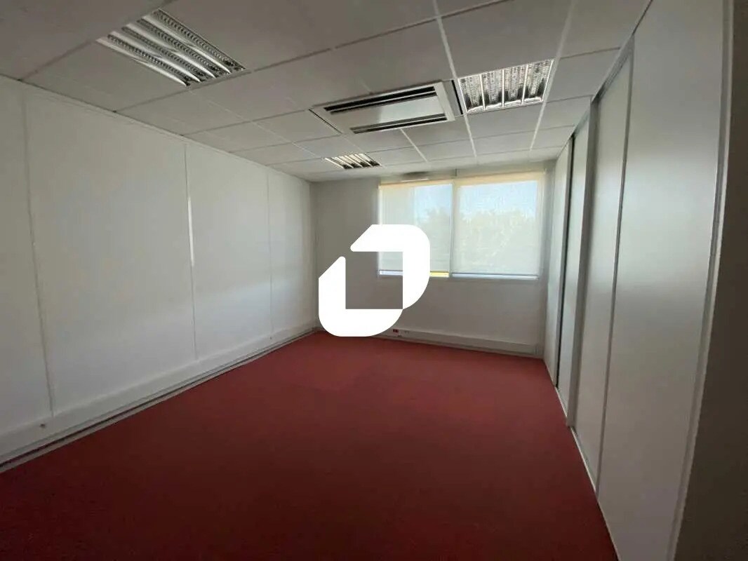 301 Rue Denis Papin, Villefontaine for sale Interior Photo- Image 1 of 2